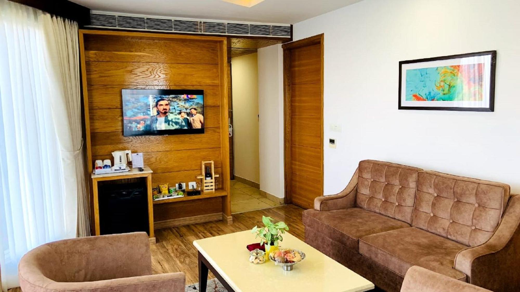 Hotel Jk Clarks Exotica Dalhousie Zewnętrze zdjęcie