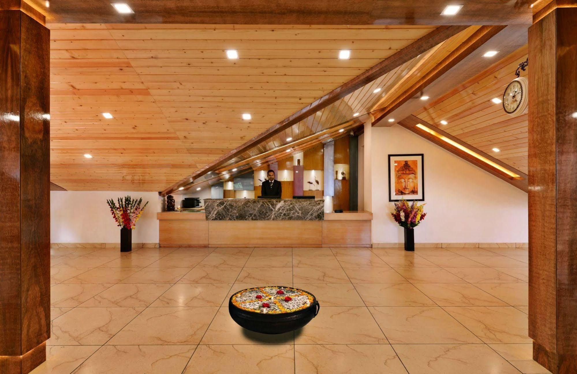Hotel Jk Clarks Exotica Dalhousie Zewnętrze zdjęcie