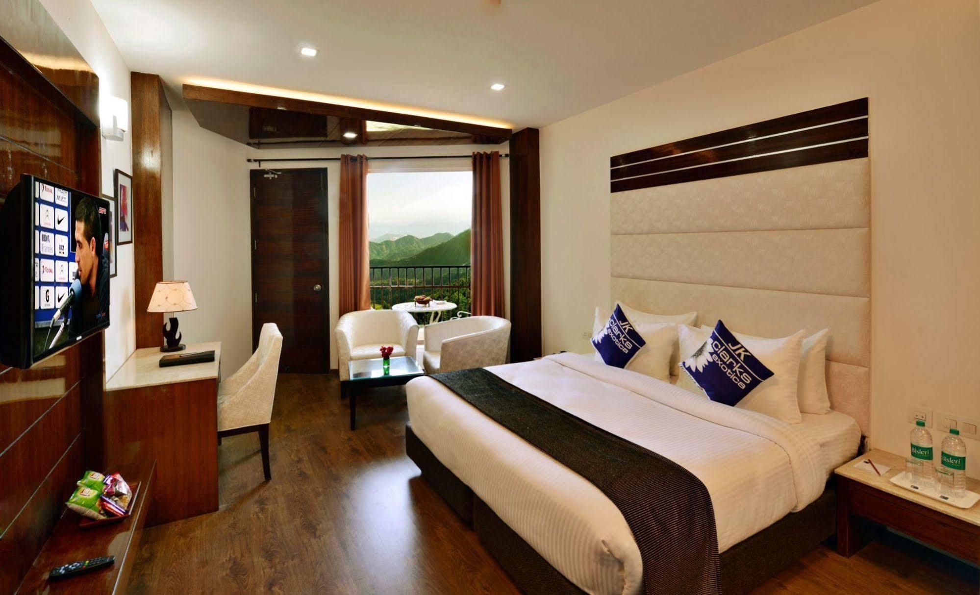 Hotel Jk Clarks Exotica Dalhousie Zewnętrze zdjęcie